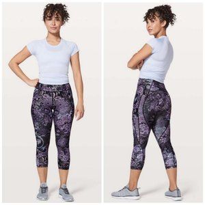 LULULEMON Time To Sweat Purple Print Crop Leggings 9 Medium Memoir Multi Cropped